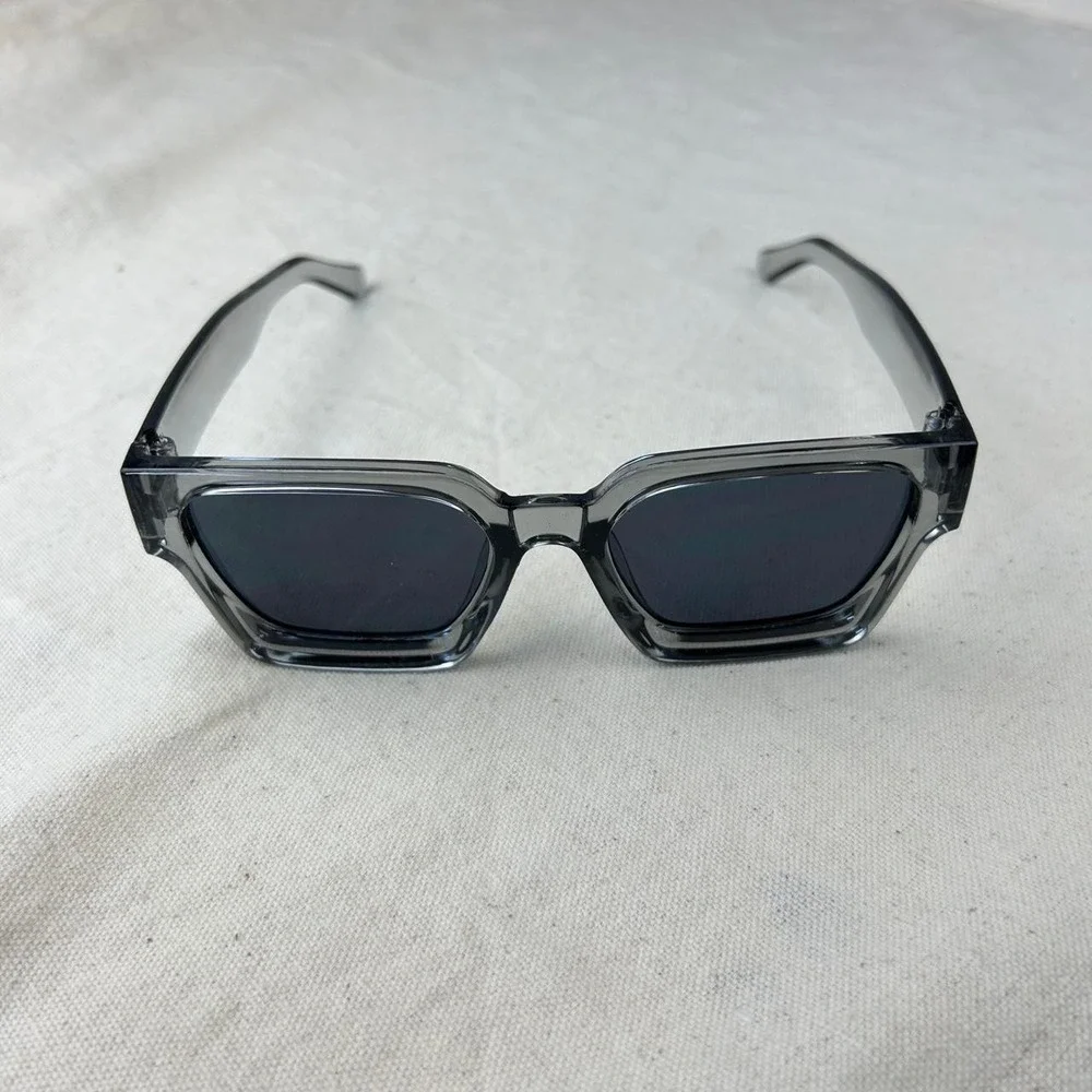 Surfer style black squared sunglasses y2k cyber grunge techno